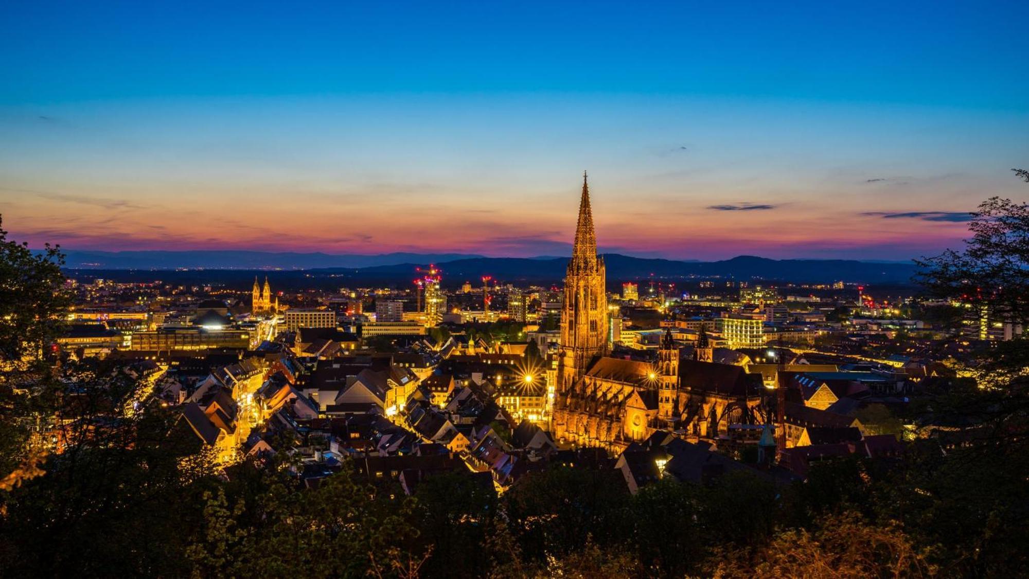 Ferienwohnung Baechle, Sehr Zentral Freiburg im Breisgau Exterior foto